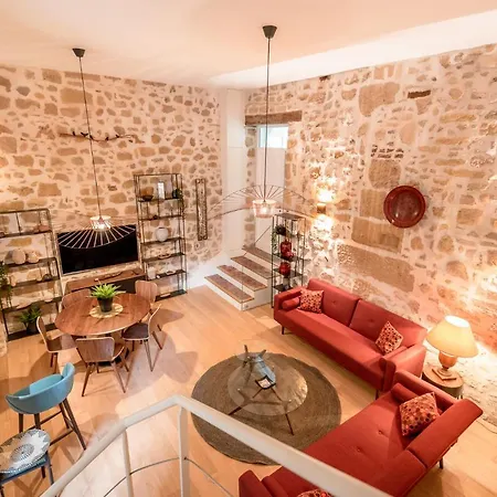 Old Stones Apartment Paris